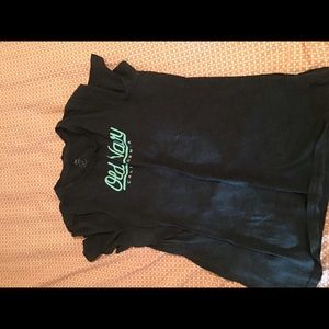 Old navy tshirt